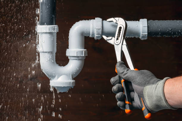 Professional Emergency Plumber technician working in North Weymouth, MA